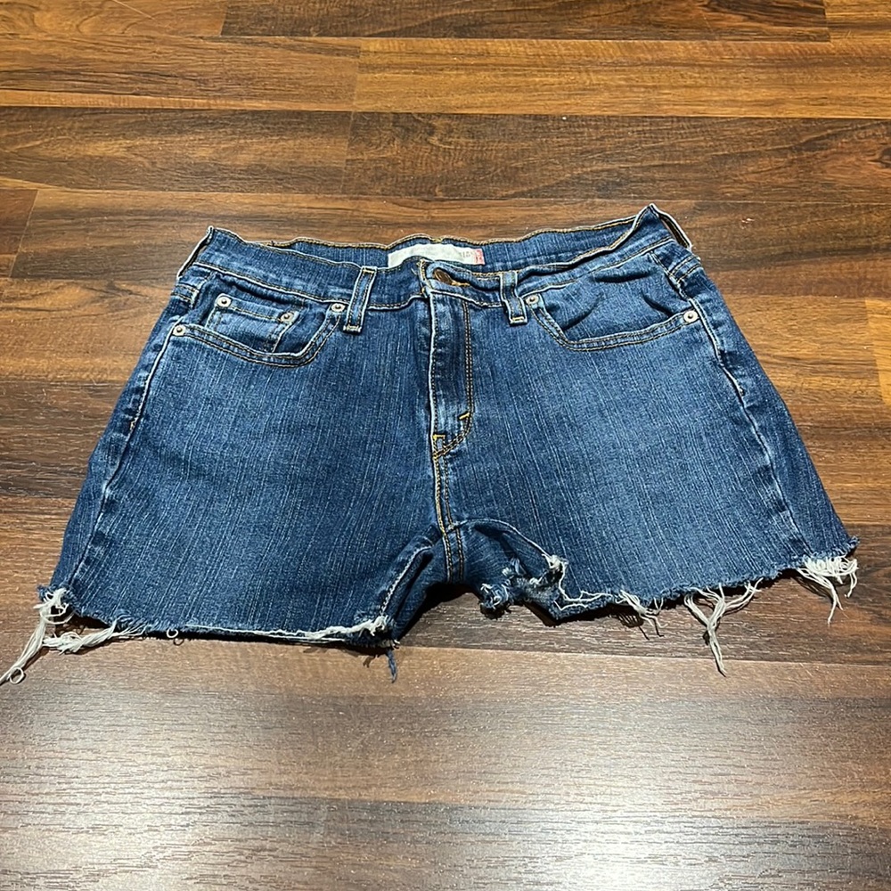 Levi’s short
